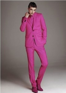 Ecco, questo non è certo un tipo di completo che potrei anche solo prendere in considerazione...